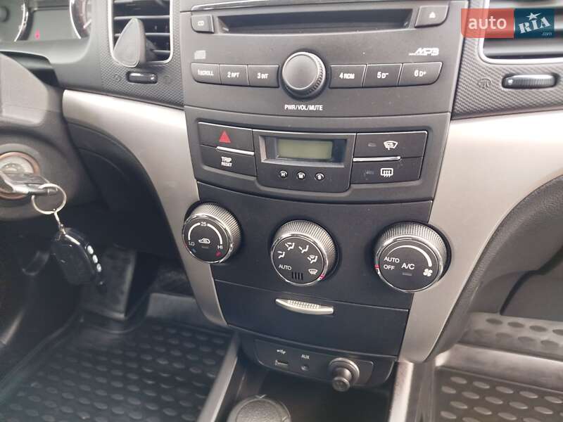 Позашляховик / Кросовер SsangYong Korando 2012 в Києві