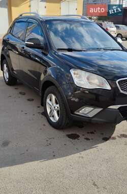Позашляховик / Кросовер SsangYong Korando 2011 в 