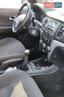 Позашляховик / Кросовер SsangYong Korando 2011 в 