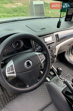 Внедорожник / Кроссовер SsangYong Korando 2012 в 