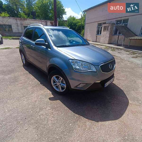 Позашляховик / Кросовер SsangYong Korando 2012 в 