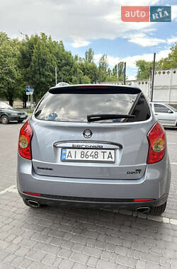 Позашляховик / Кросовер SsangYong Korando 2013 в 