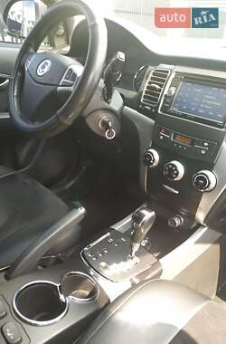 Внедорожник / Кроссовер SsangYong Korando 2013 в 