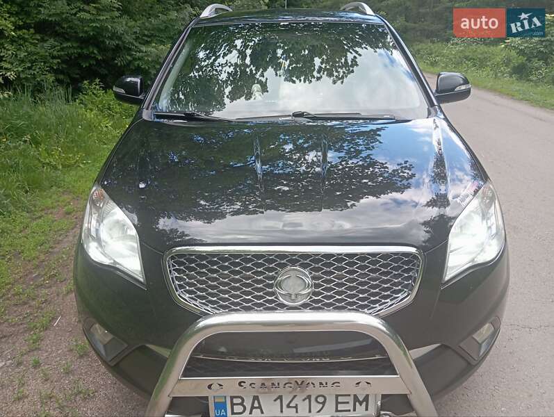 Внедорожник / Кроссовер SsangYong Korando 2012 в 