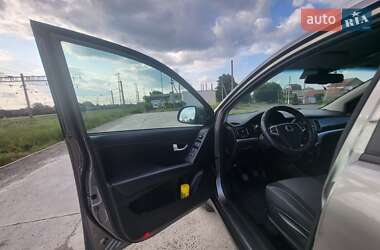 Внедорожник / Кроссовер SsangYong Korando 2012 в 