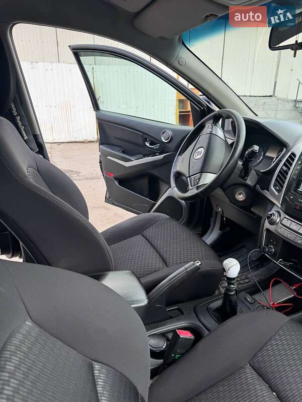 Внедорожник / Кроссовер SsangYong Korando 2013 в Львове