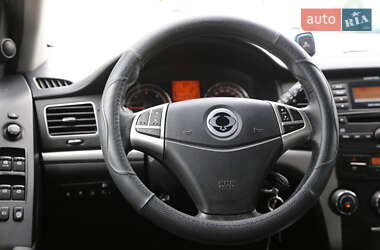 Внедорожник / Кроссовер SsangYong Korando 2011 в 