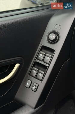 Внедорожник / Кроссовер SsangYong Korando 2011 в 
