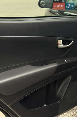Внедорожник / Кроссовер SsangYong Korando 2011 в 