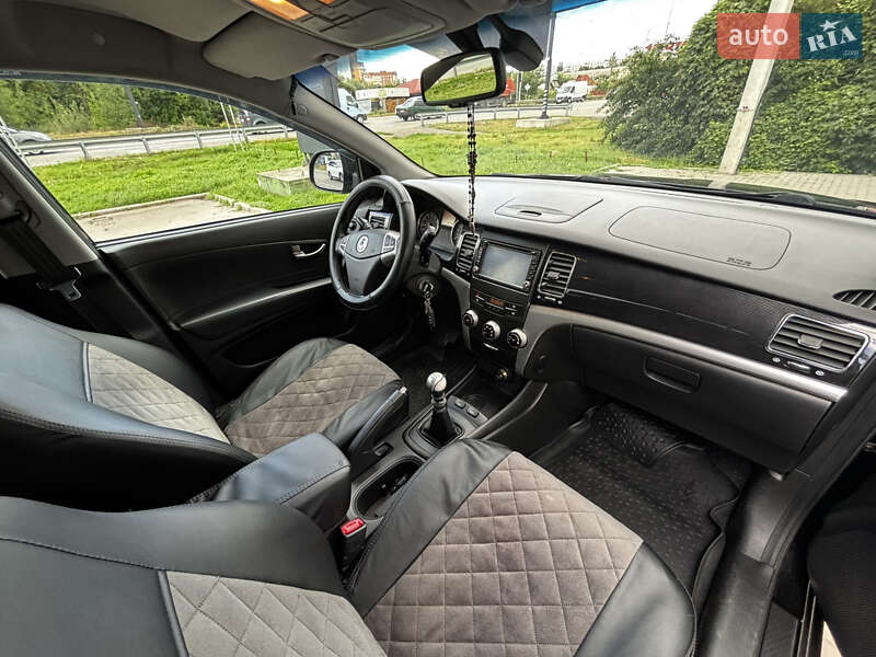 Внедорожник / Кроссовер SsangYong Korando 2013 в Полтаве