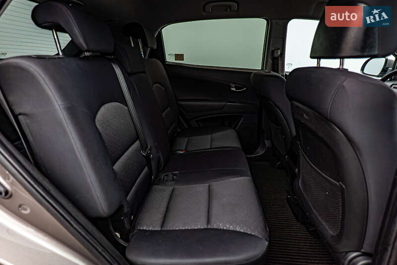 Позашляховик / Кросовер SsangYong Korando 2011 в Києві