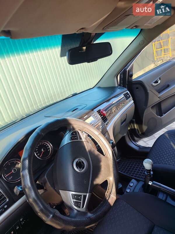 Внедорожник / Кроссовер SsangYong Korando 2012 в Хмельницком