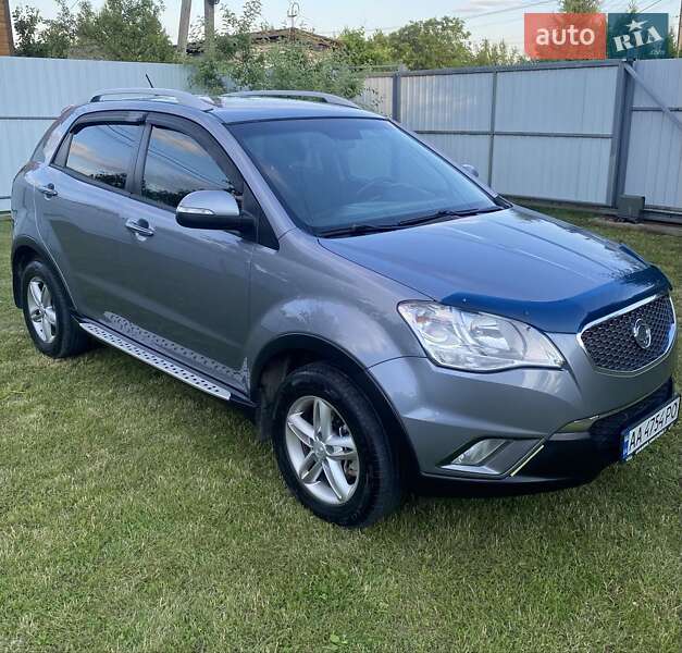 Позашляховик / Кросовер SsangYong Korando 2011 в 