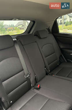 Позашляховик / Кросовер SsangYong Korando 2013 в 