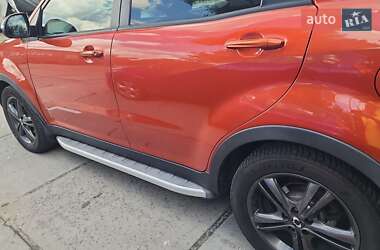 Внедорожник / Кроссовер SsangYong Korando 2011 в 