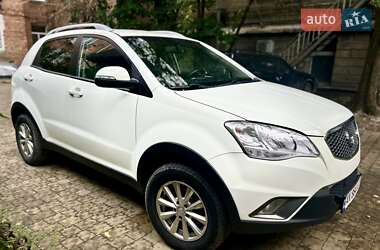Позашляховик / Кросовер SsangYong Korando 2012 в 