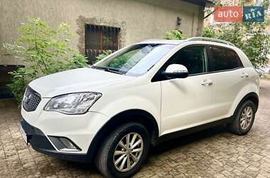 Позашляховик / Кросовер SsangYong Korando 2012 в 
