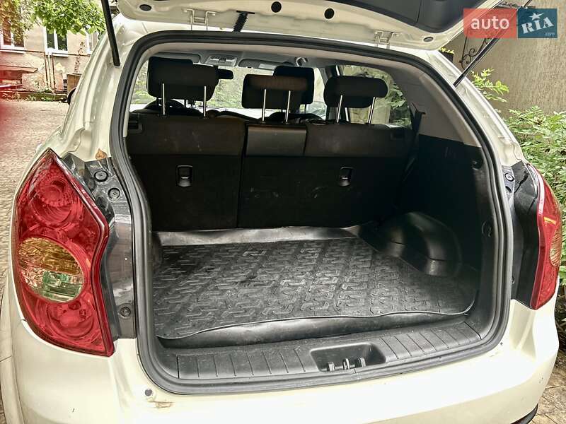 Позашляховик / Кросовер SsangYong Korando 2012 в Харкові