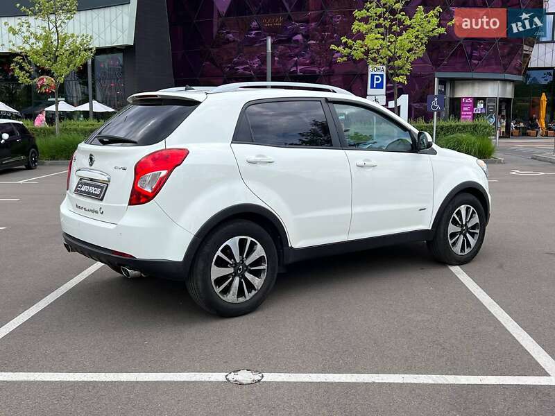 Внедорожник / Кроссовер SsangYong Korando 2014 в Киеве