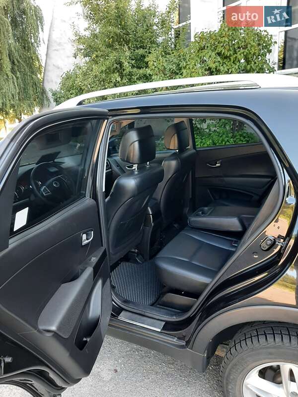 Внедорожник / Кроссовер SsangYong Korando 2013 в Обухове