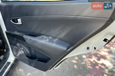 Внедорожник / Кроссовер SsangYong Korando 2013 в 