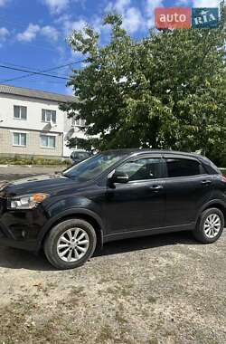 Позашляховик / Кросовер SsangYong Korando 2014 в 