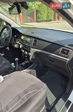 Внедорожник / Кроссовер SsangYong Korando 2011 в 