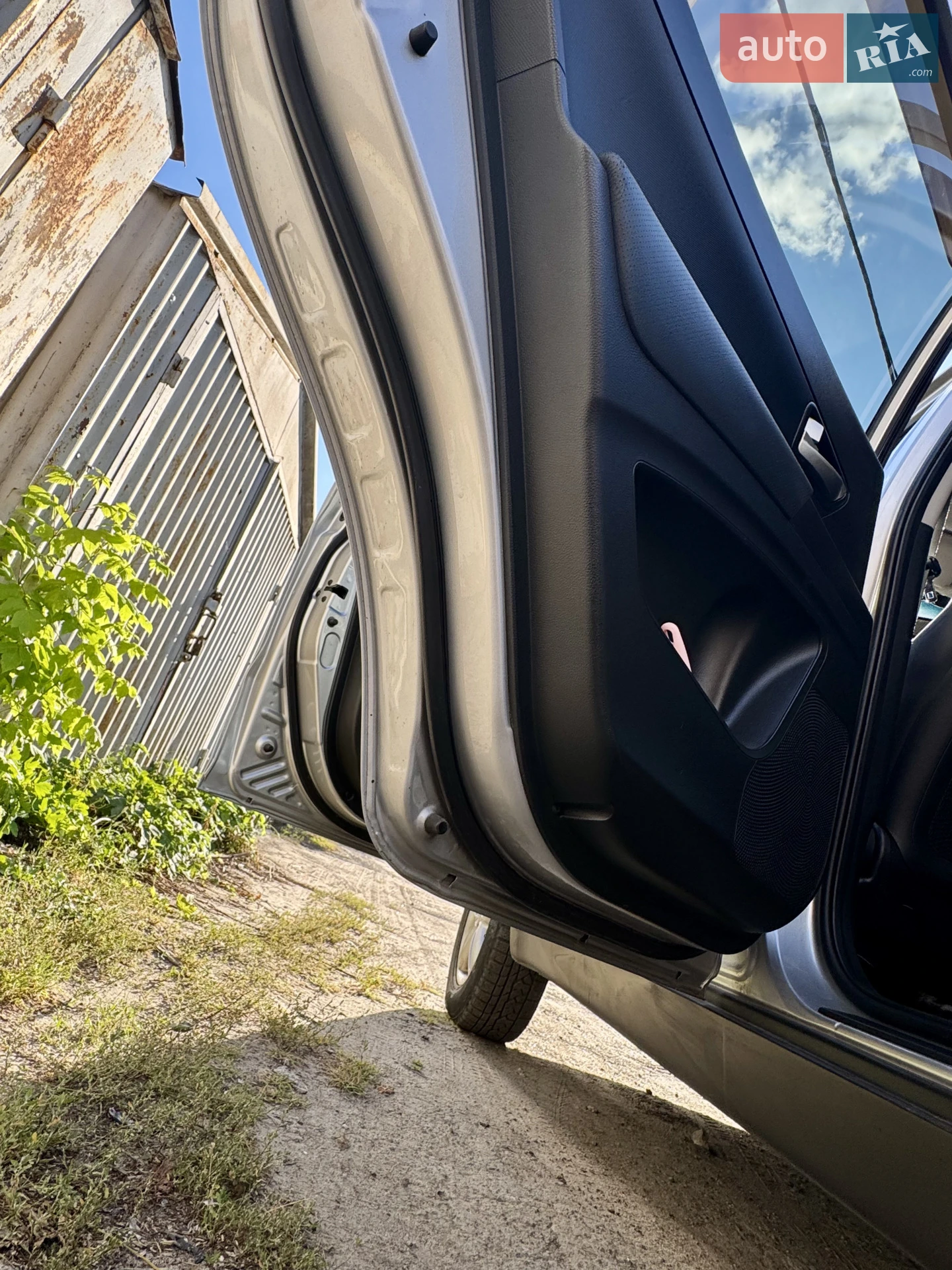 2011 SsangYong Korando - мініатюра 28