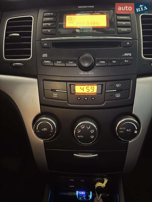 Позашляховик / Кросовер SsangYong Korando 2011 в Києві