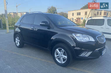 Внедорожник / Кроссовер SsangYong Korando 2012 в 