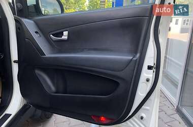 Внедорожник / Кроссовер SsangYong Korando 2013 в 