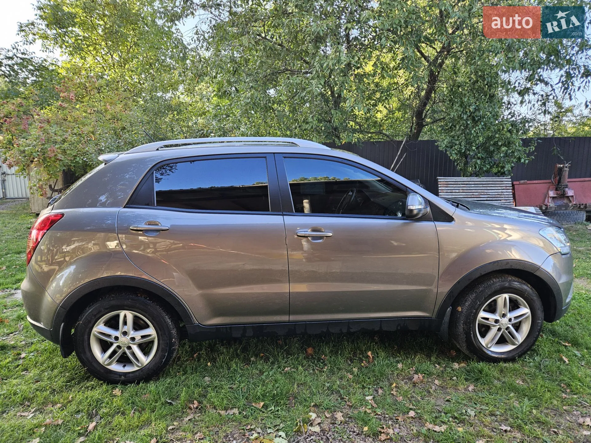 2012 SsangYong Korando - мініатюра 11
