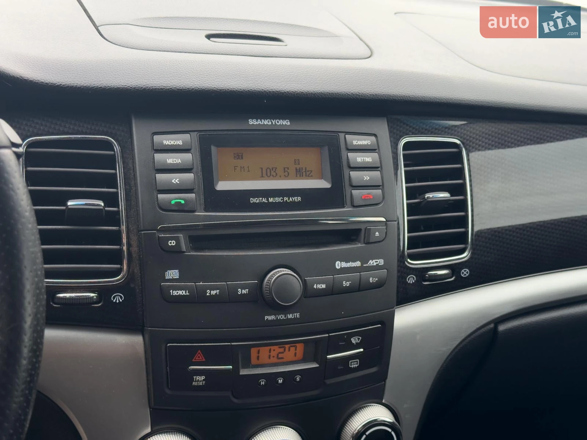 2012 SsangYong Korando - мініатюра 17