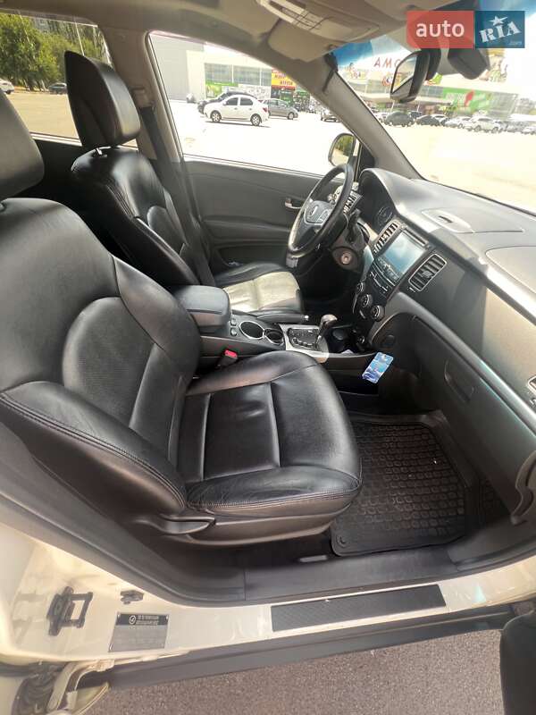 Позашляховик / Кросовер SsangYong Korando 2011 в Запоріжжі