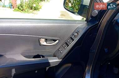 Внедорожник / Кроссовер SsangYong Korando 2013 в 