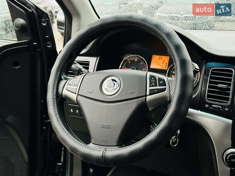 Позашляховик / Кросовер SsangYong Korando 2012 в Харкові