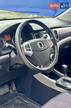 Внедорожник / Кроссовер SsangYong Korando 2013 в 
