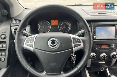 Внедорожник / Кроссовер SsangYong Korando 2013 в 