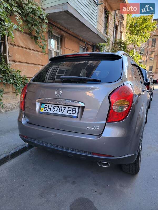 Позашляховик / Кросовер SsangYong Korando 2011 в 