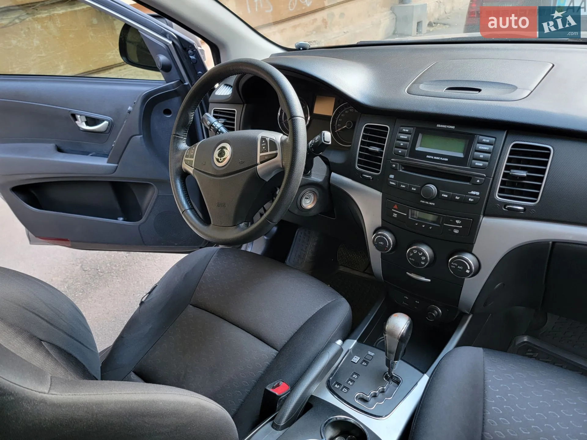 2011 SsangYong Korando - мініатюра 5