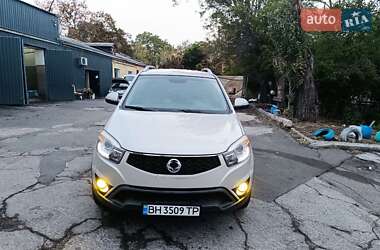 Позашляховик / Кросовер SsangYong Korando 2014 в 