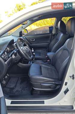 Позашляховик / Кросовер SsangYong Korando 2012 в 