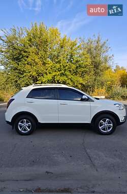 Позашляховик / Кросовер SsangYong Korando 2012 в 