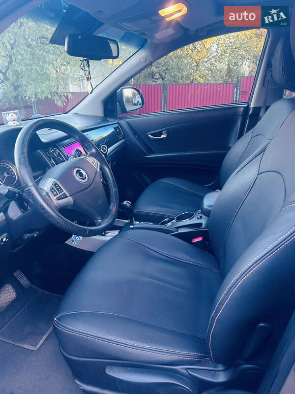 Позашляховик / Кросовер SsangYong Korando 2013 в Чернівцях фото 11 Позашляховик / Кросовер SsangYong Korando 2013 в Чернівцях
