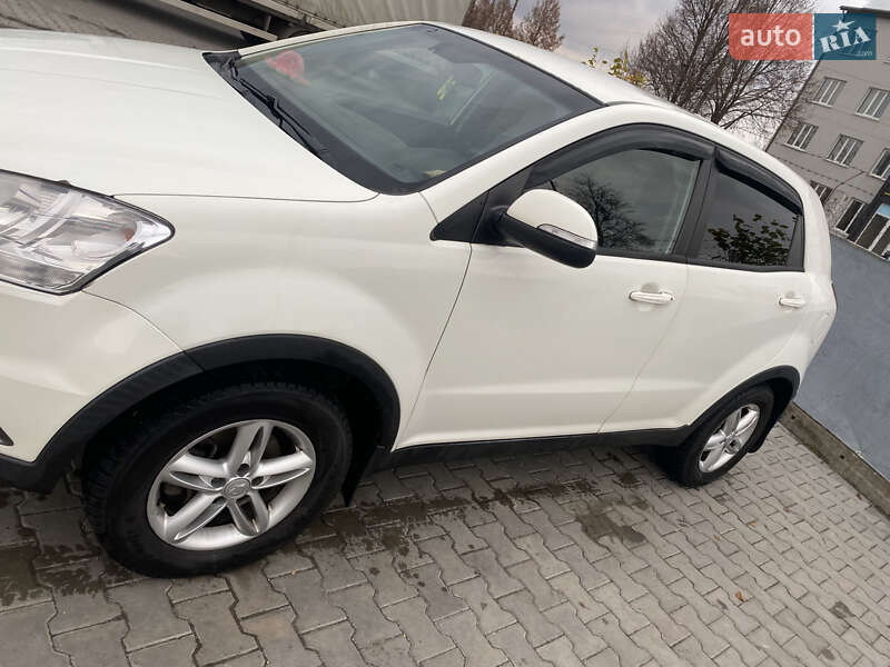 Внедорожник / Кроссовер SsangYong Korando 2011 в Хмельницком фото 4 Внедорожник / Кроссовер SsangYong Korando 2011 в Хмельницком