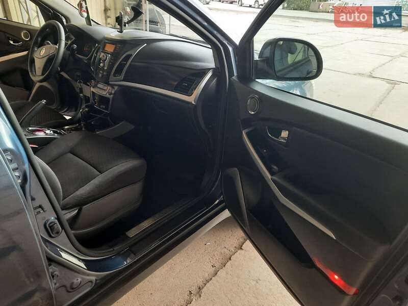 Позашляховик / Кросовер SsangYong Korando 2014 в Харкові