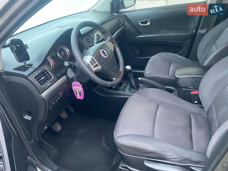 Позашляховик / Кросовер SsangYong Korando 2011 в Києві фото 8 Позашляховик / Кросовер SsangYong Korando 2011 в Києві