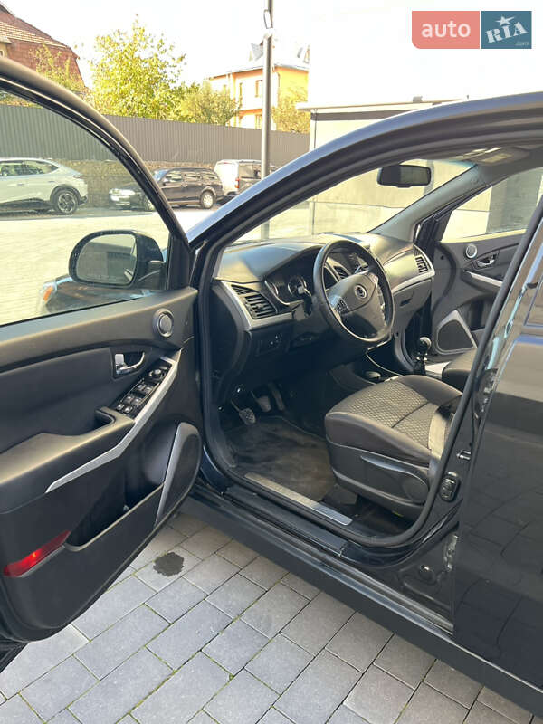 Внедорожник / Кроссовер SsangYong Korando 2014 в Ивано-Франковске фото 10 Внедорожник / Кроссовер SsangYong Korando 2014 в Ивано-Франковске