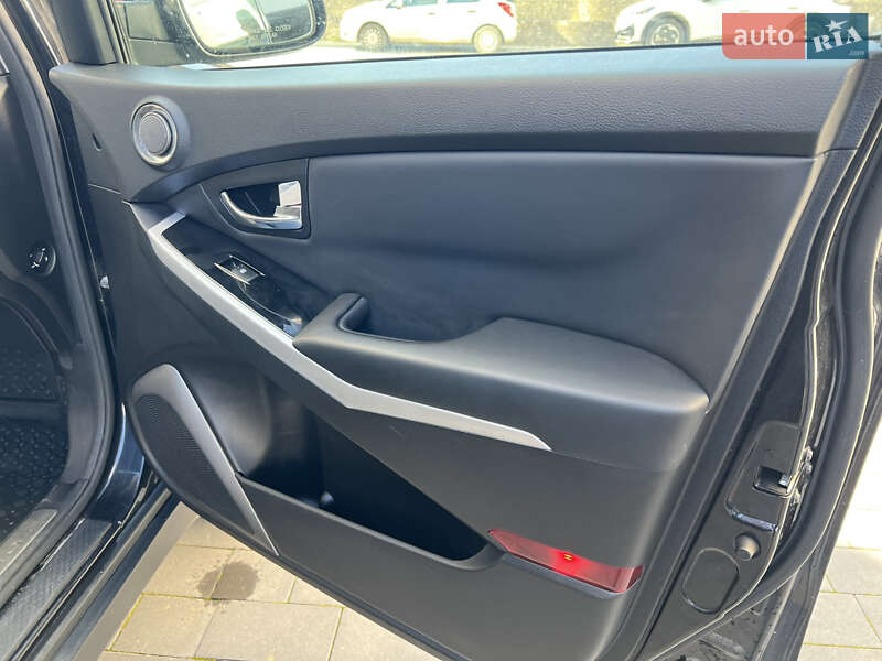 Внедорожник / Кроссовер SsangYong Korando 2014 в Ивано-Франковске фото 21 Внедорожник / Кроссовер SsangYong Korando 2014 в Ивано-Франковске