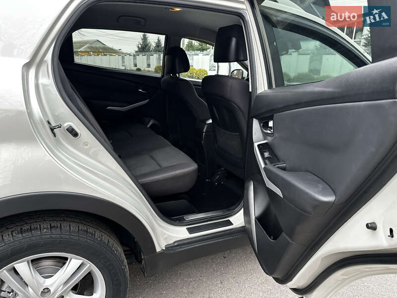 Позашляховик / Кросовер SsangYong Korando 2014 в Вінниці